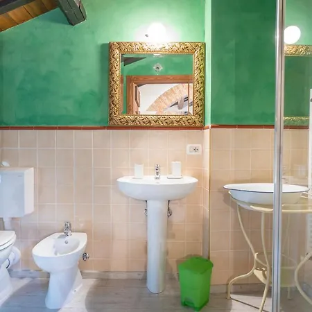 Matilde's Medieval Guest house *